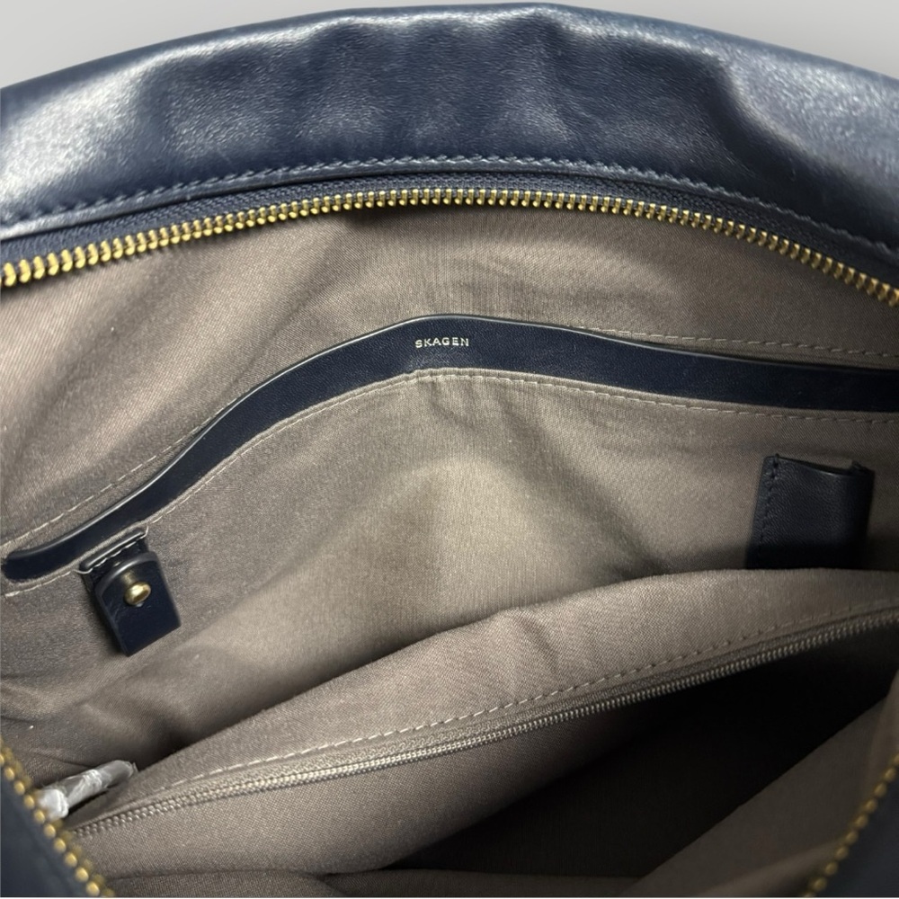 SKAGEN Navy Blue Leather Bag Crossbody‎ - Picture 12 of 12